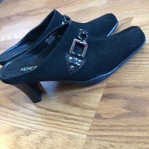 💜💜AEROSOLES💜💜BLACK SUEDE MULES